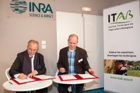 L'Inra et l'Itab ont signé un accord cadre pour accompagner le développement de l'AB.